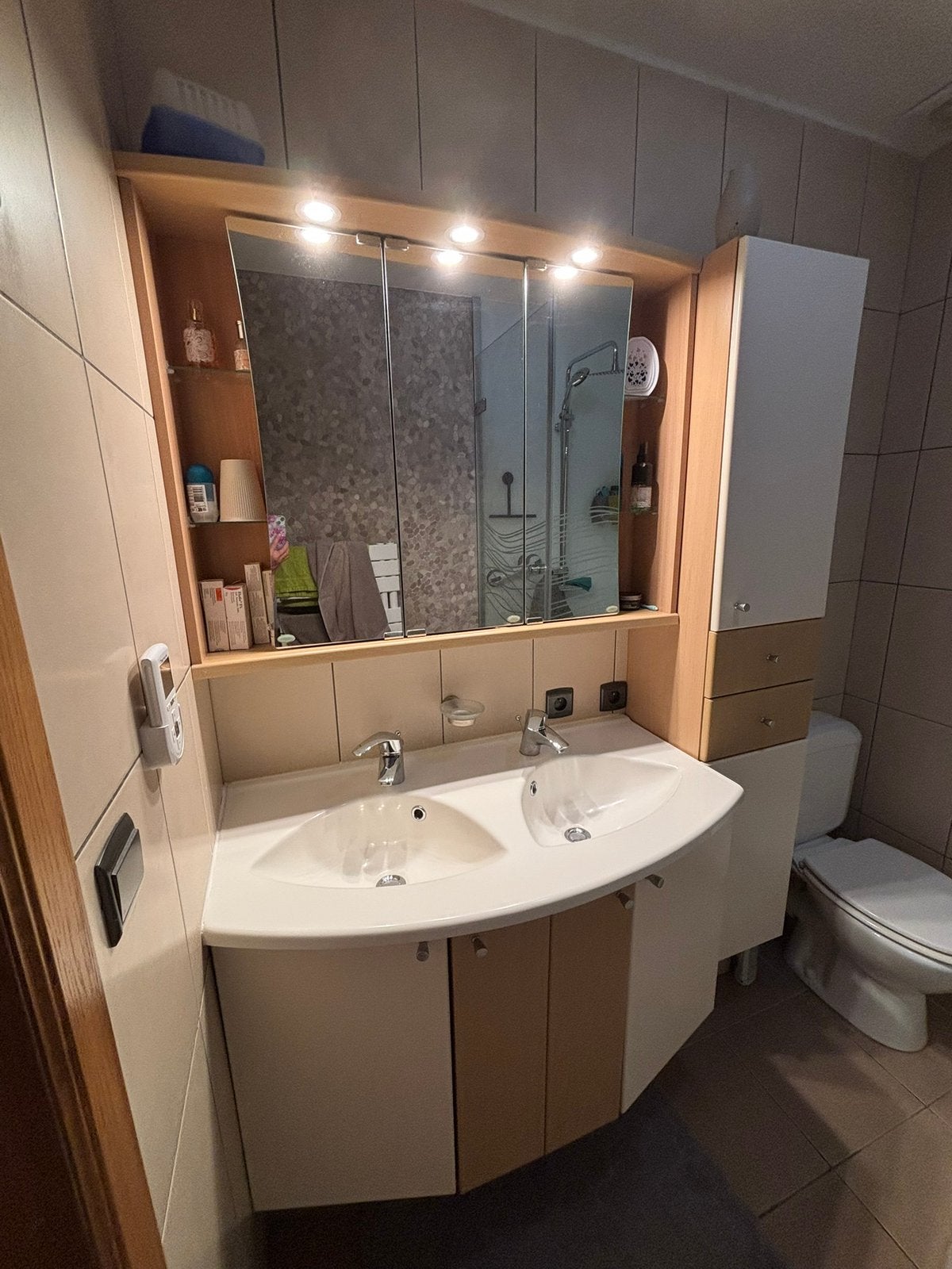 Meuble allibert, Enlèvement, Utilisé
