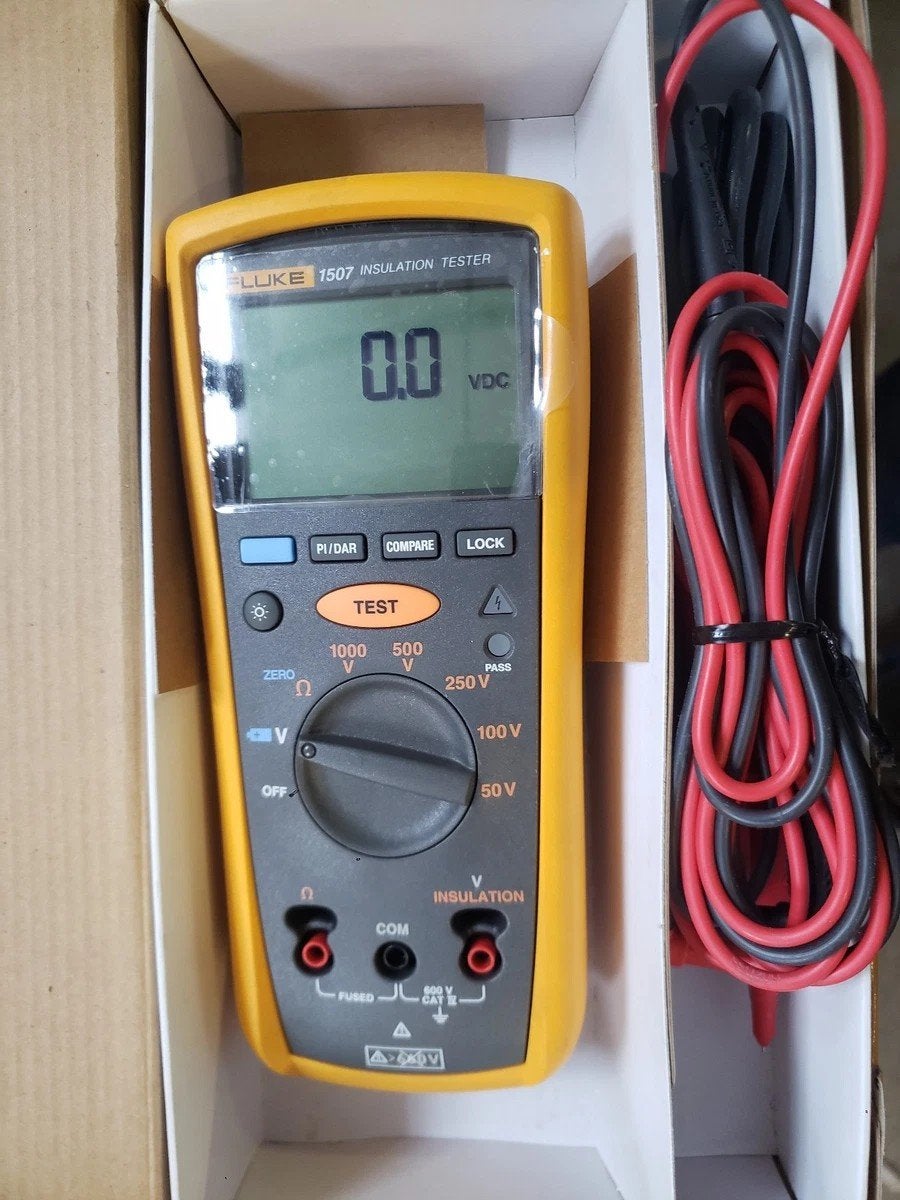Fluke 1507  isolatiemeter, Doe-het-zelf en Bouw, Meetapparatuur, Ophalen