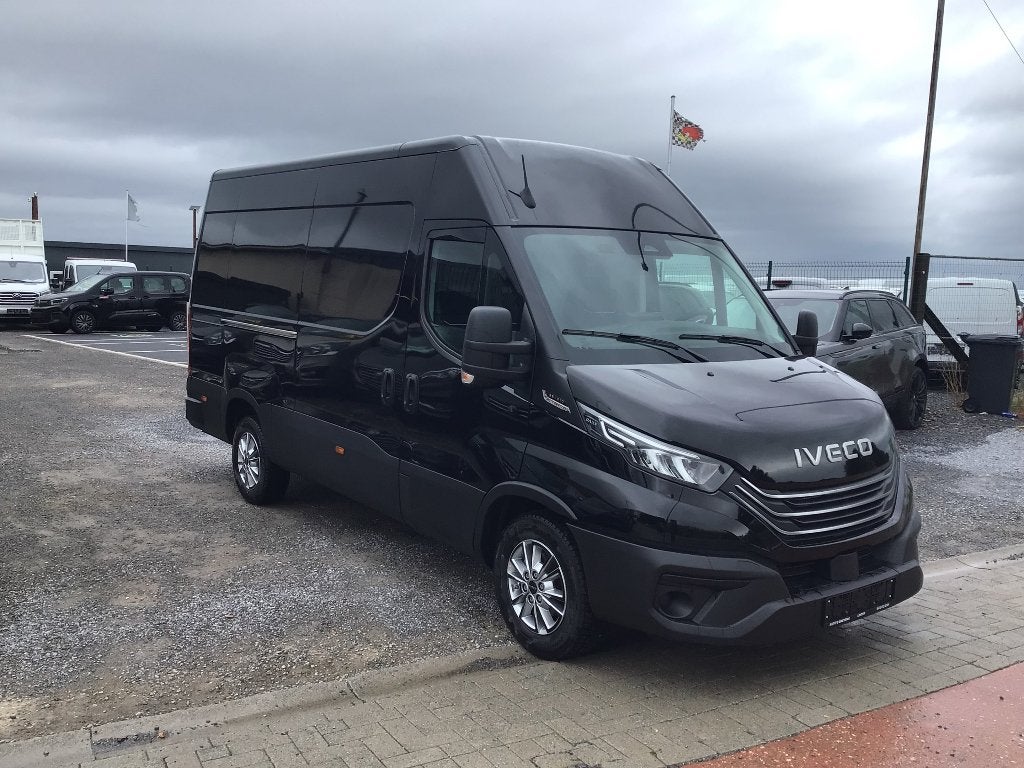 iveco daily l3h2 30hdi 210pk automaat 2026 50km 33950e ex, Achat, Euro 6, Entreprise, Noir