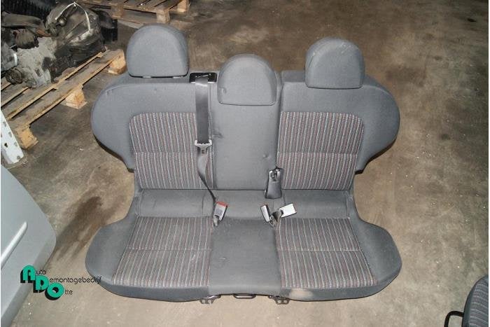 Banquette arrière d'un Mitsubishi Colt (Colt 04-), -, 3 mois de garantie, Utilisé, Mitsubishi