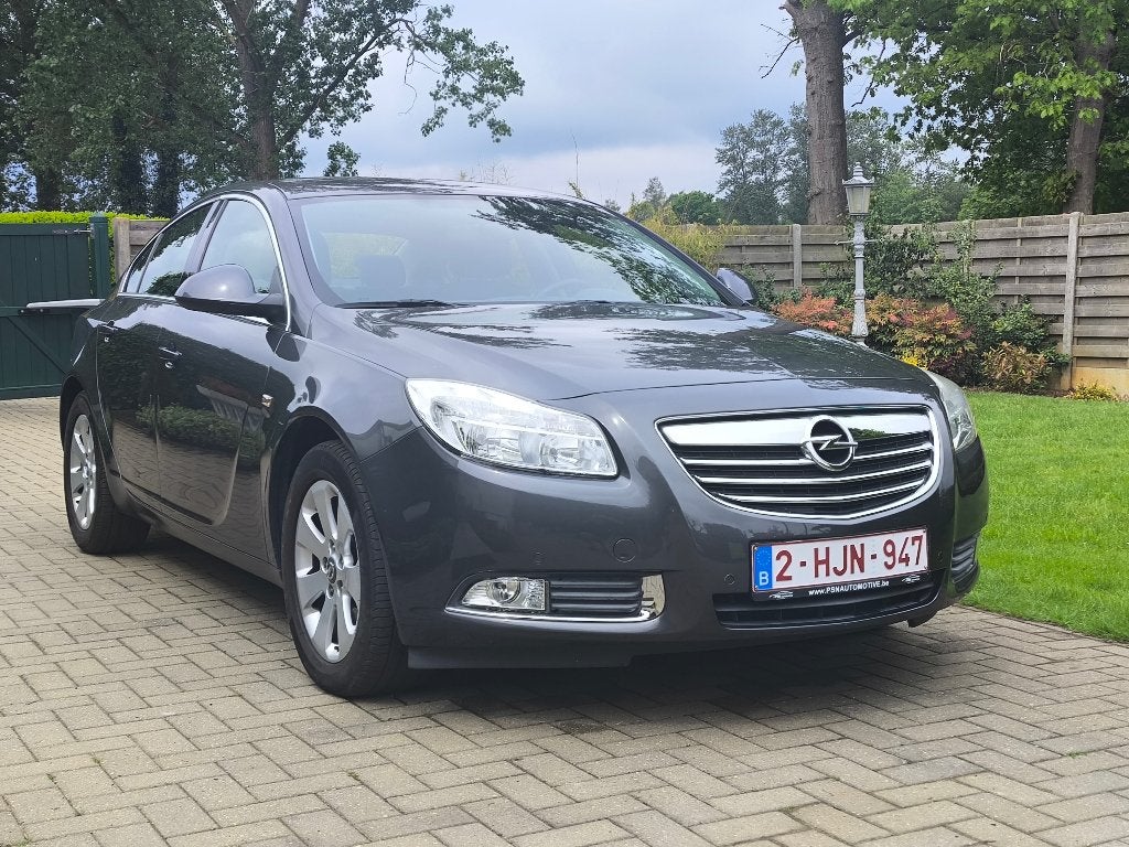 Opel Insignia 1.6 Turbo met heel weinig km, Auto's, Voorwielaandrijving, Stof, 1600 cc, Particulier