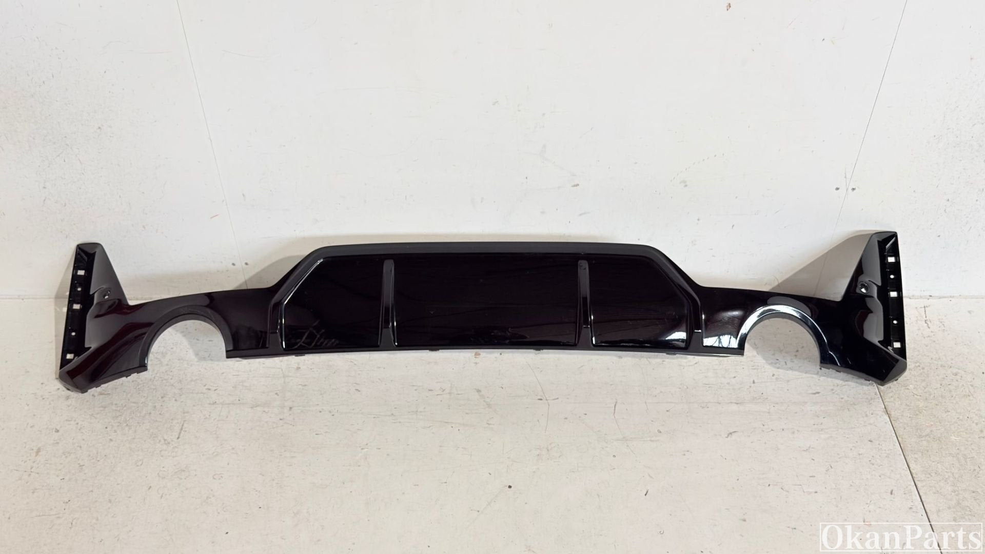 BMW 3-serie G20 G21 LCI M Sport Pakket Diffuser 51128085484, Info@fabrikant.eu, Fabrikantstraat 1
1000 AA  Amsterdam, NL, Achter