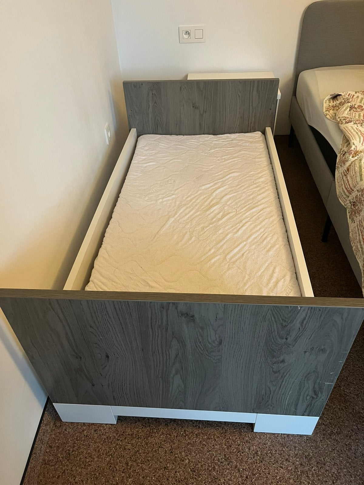 Kinderkamer, Ophalen, Zo goed als nieuw, Matras