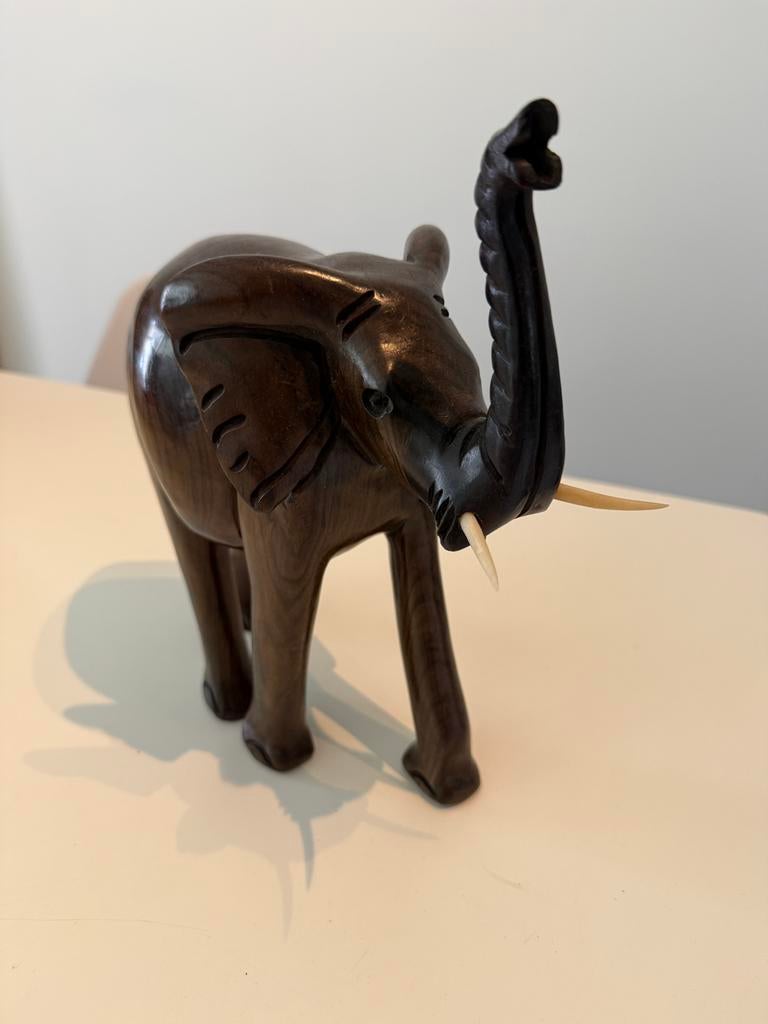 Houten olifant beeld, Ophalen, Zo goed als nieuw