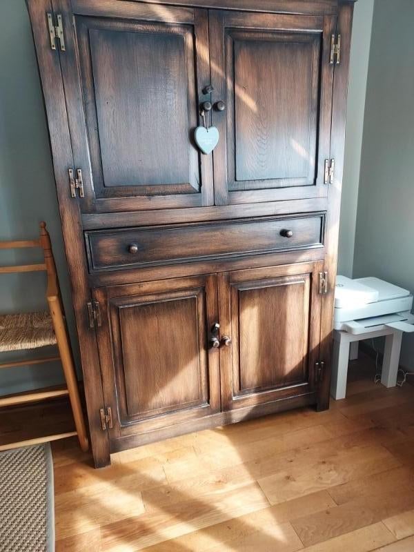 buffet en chêne, Maison & Meubles, Armoires | Buffets, Enlèvement