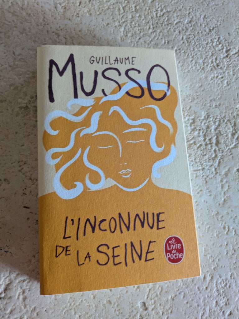 L'inconnue de la seine (Guillaume Musso)., Livres, Comme neuf, Europe autre, Guillaume Musso, Envoi