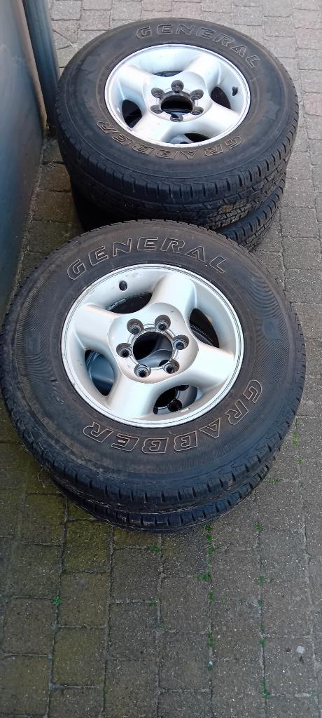 Velgen en Banden, Ophalen, 16 inch, All Season, Band(en)