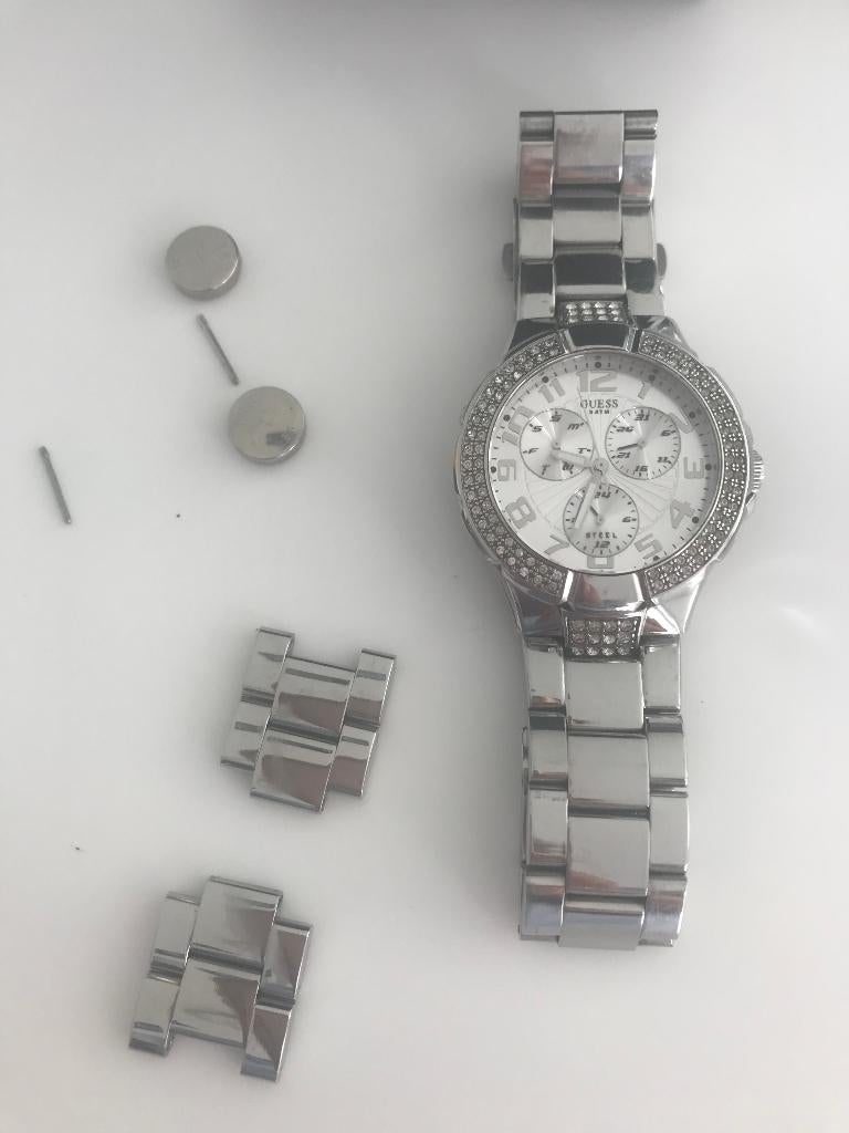 Montre Guess pour femme, en parfait état !, Montre-bracelet, Enlèvement ou Envoi, Guess, Comme neuf