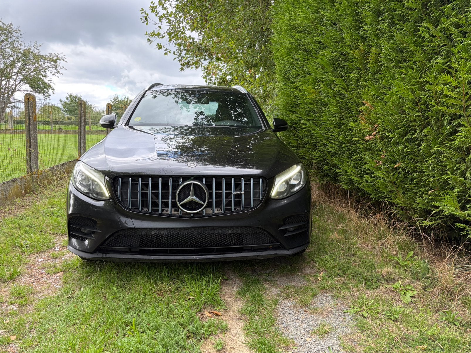 Mercedes GLC 220d 4 matic 2018 AMG volledig pakket, Auto's, Automaat, Lichtsensor, Zwart, Leder