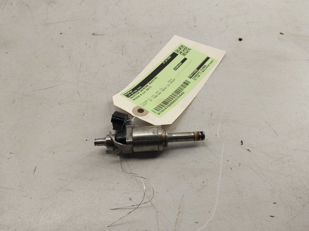 INJECTOR BRANDSTOF Mazda 6 SportBreak (GJ / GH / GL), Hitdorfer Straße 73
51371  Leverkusen, DE, Gebruikt, Mazda, Info@mazda.de