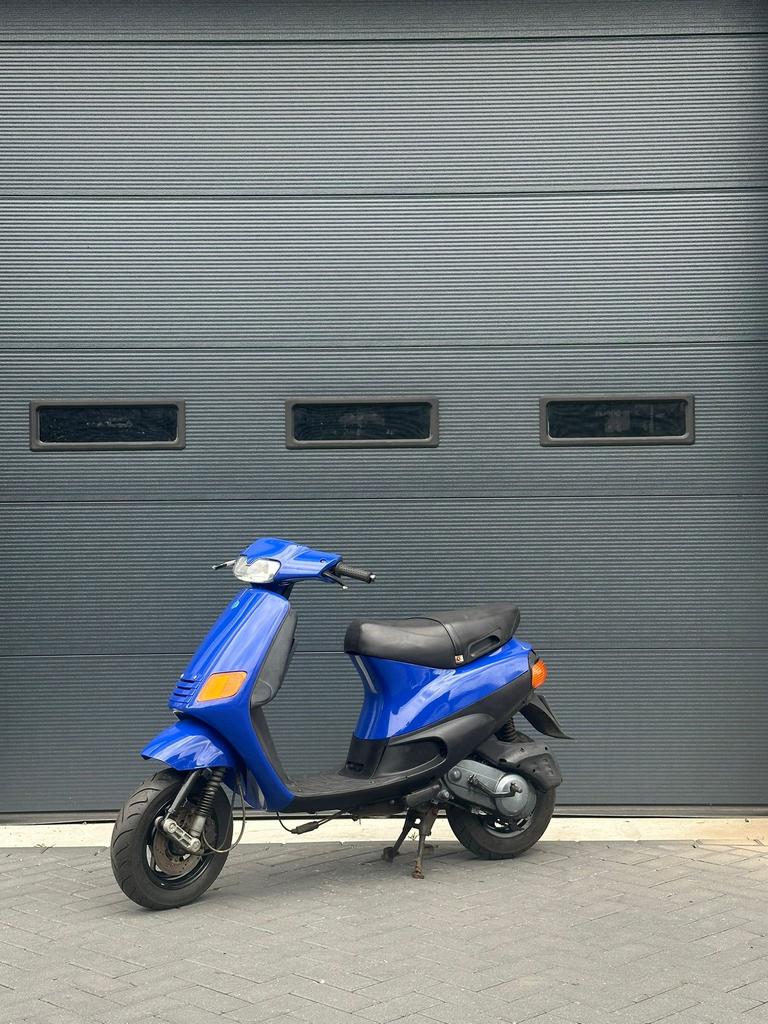 Piaggio fastrider 50cc 2t Duits, Fietsen en Brommers, Scooters | Piaggio, Ophalen