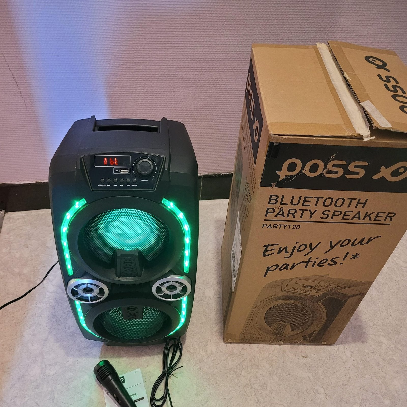 enceinte Bluetooth portable Poss avec micro, Enlèvement, Comme neuf, Ensemble complet