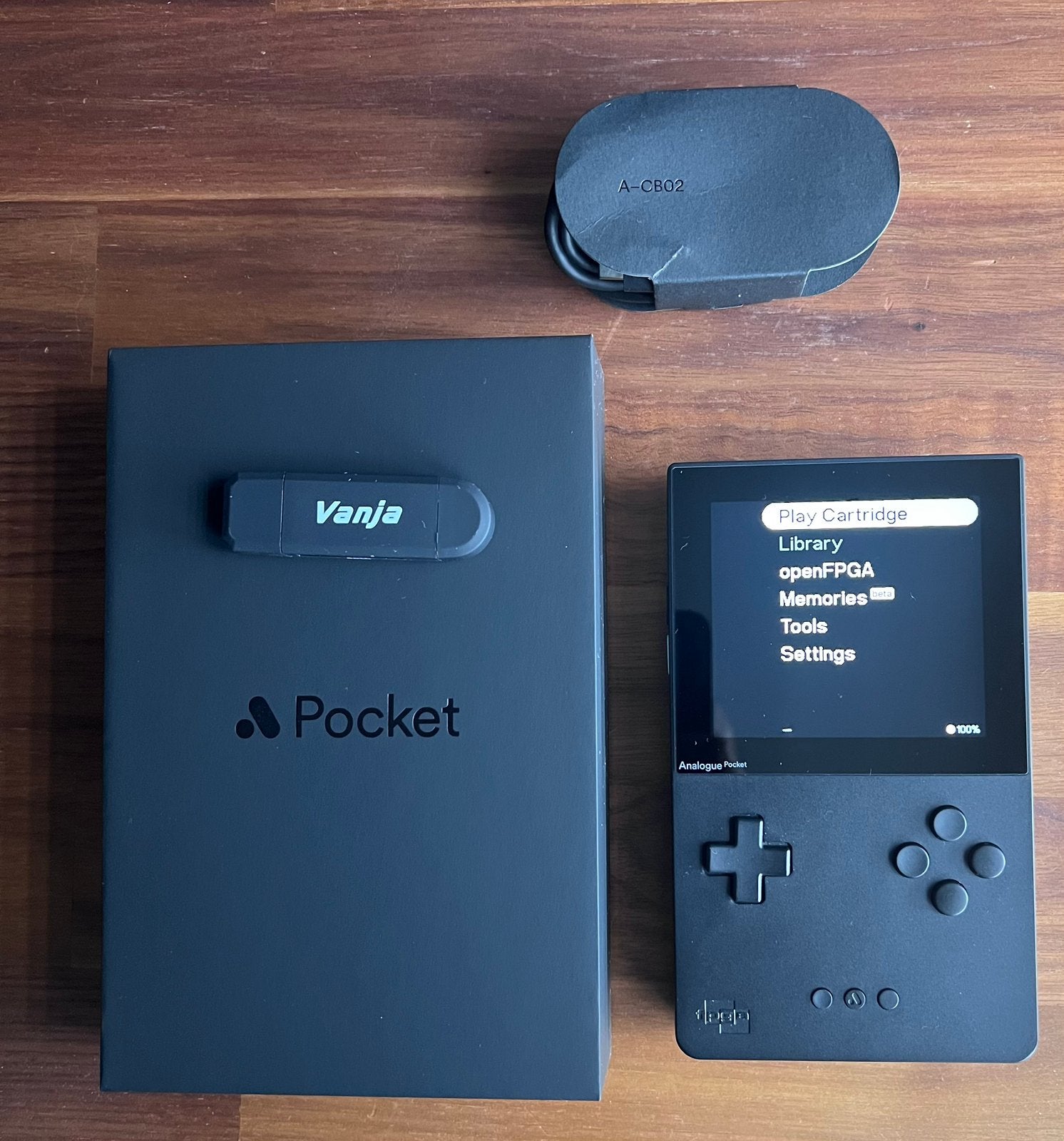Analoog Pocket Zwart - Zo goed als nieuw + 64 GB Micro SD, Games en Spelcomputers, Spelcomputers | Nintendo Game Boy, Ophalen