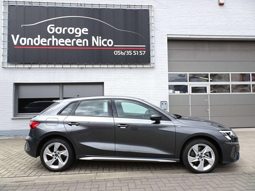 Audi A3 Sportback 40TFSie PHEV S-Line S-Tronic (150 kW) CARP, Autos, Argent ou Gris, Achat, Entreprise, Phares entièrement LED