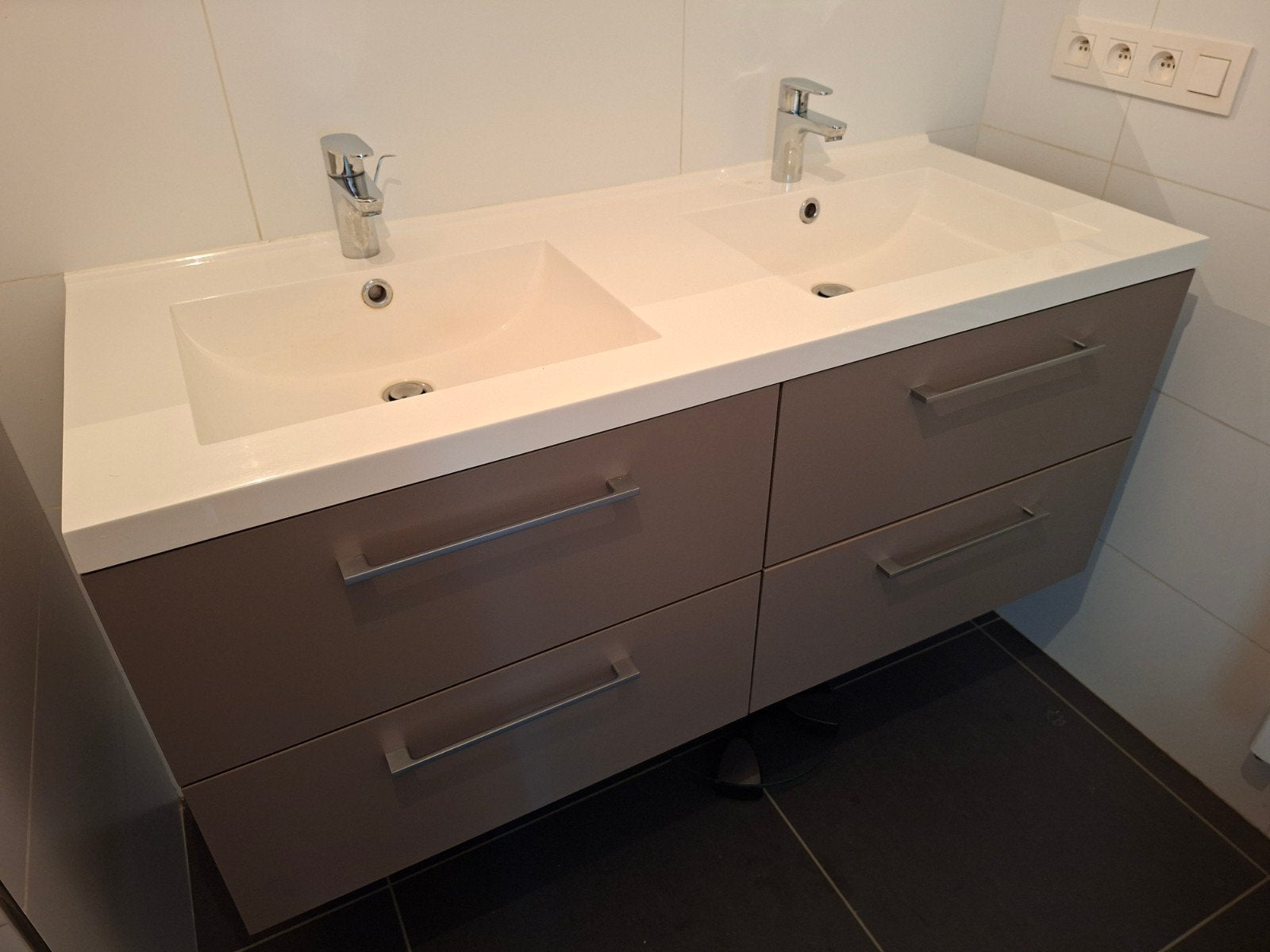 Badkamermeubel lavabo, Ophalen