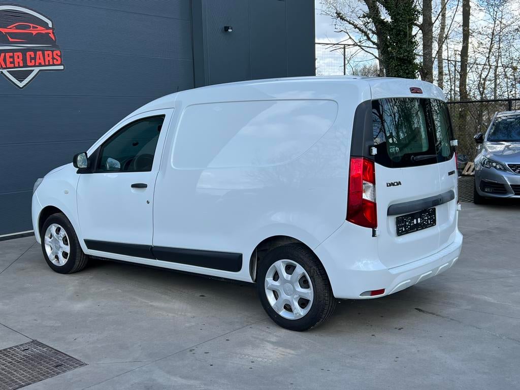 Dacia Dokker 1.5 dCi Airco Camera, Auto's, 4 cilinders, Wit, Bedrijf, https://public.car-pass.be/vhr/b28b0a0a-0472-438d-9881-668ec3a32436
