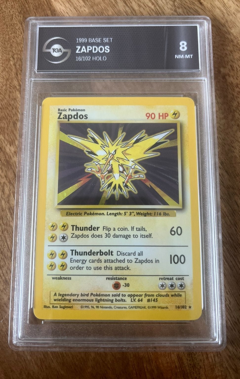 Zapdos base set, Ophalen of Verzenden, Zo goed als nieuw