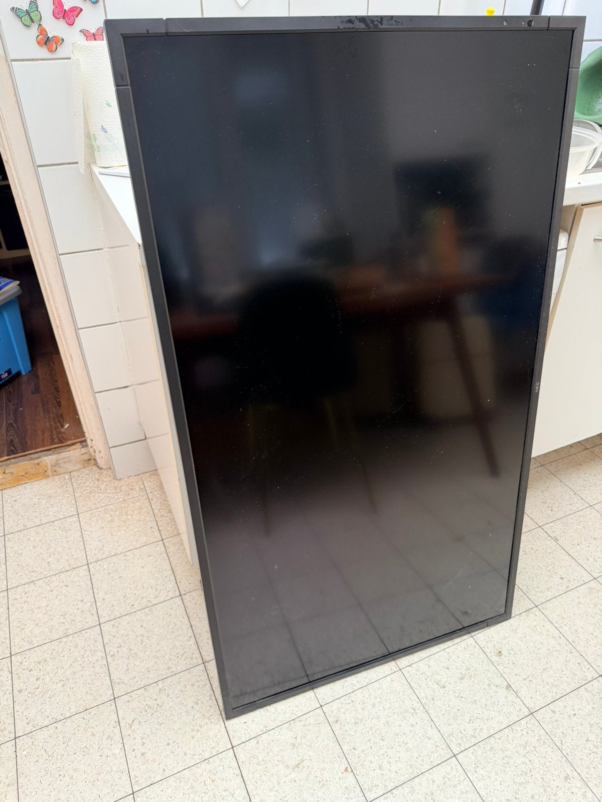 Te koop  TV NEC MultiSync V552, Enlèvement, Comme neuf