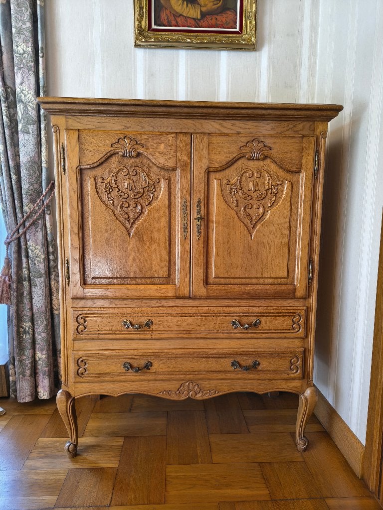 Prachtige eiken barkast in Barok- of Luiks/Mechelse stijl, Huis en Inrichting, Ophalen, Gebruikt, 100 tot 150 cm, Eikenhout