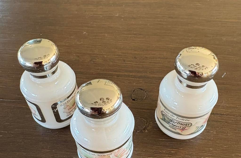 3 miniatuur parfum Anais Cacharel, Verzamelen, Ophalen, Zo goed als nieuw, Miniatuur