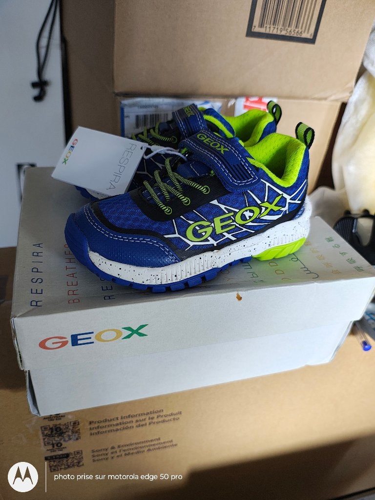 Baskets enfant Geox T 24 neufs, Enlèvement ou Envoi, Neuf
