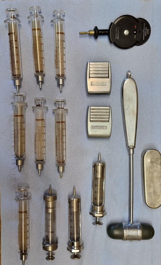 Ancien matériel médical Antiquités, Enlèvement ou Envoi