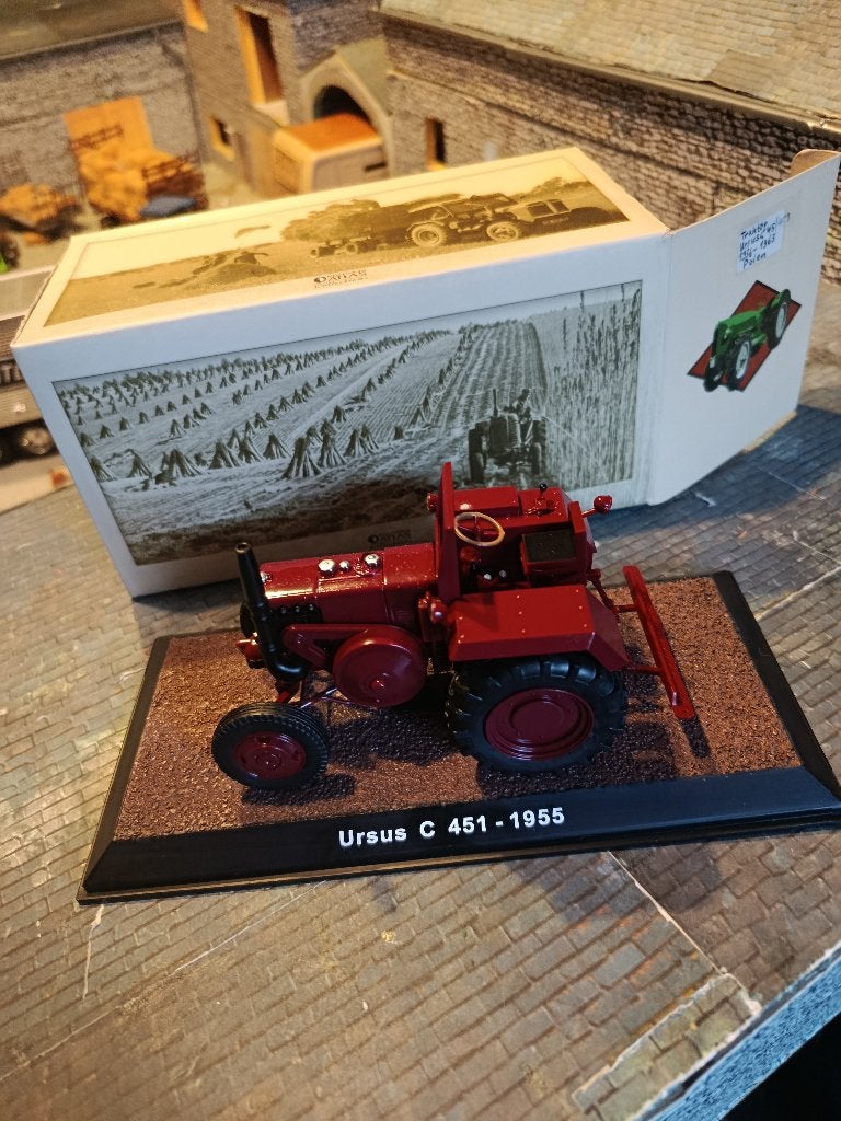 Tracteur Ursus C451 Éditions Atlas dans sa boîte d'origine, Enlèvement ou Envoi, Comme neuf, Tracteur et Agriculture, Autres marques