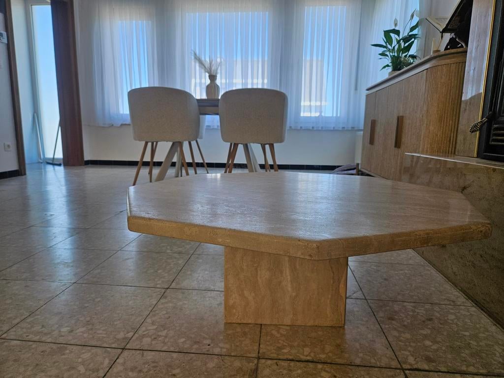 Travertin salon tafel zwaar en heel mooi, Huis en Inrichting, Ophalen