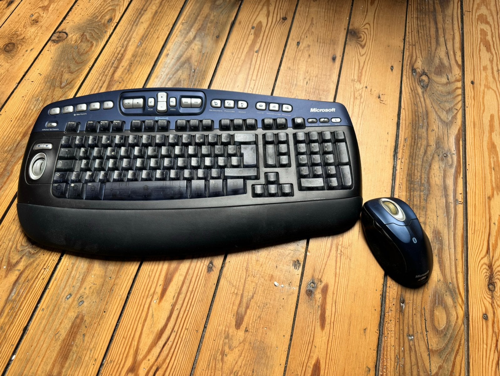 Microsoft Wireless Keyboard Elite + Mouse (Modèle 1002), Computers en Software, Toetsenborden, Ergonomisch, Azerty, Ophalen of Verzenden