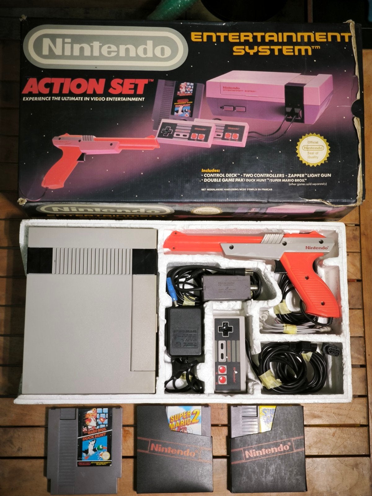 Nintendo Nes Action set + Super Mario 2 + Super Mario Bros, Games en Spelcomputers, 2 spelers, Ophalen of Verzenden, Gebruikt