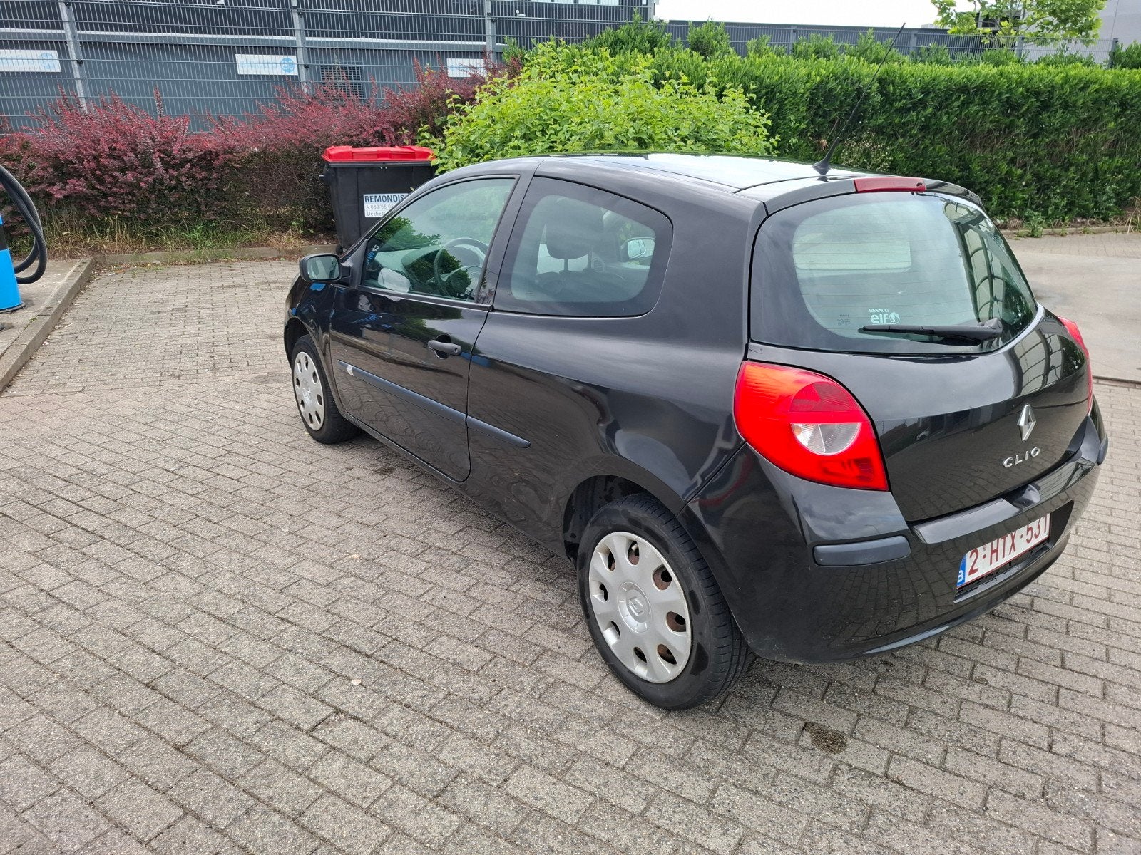 Renault Clio 3 zwarte deur, Voorwielaandrijving, Stof, Zwart, 4 cilinders