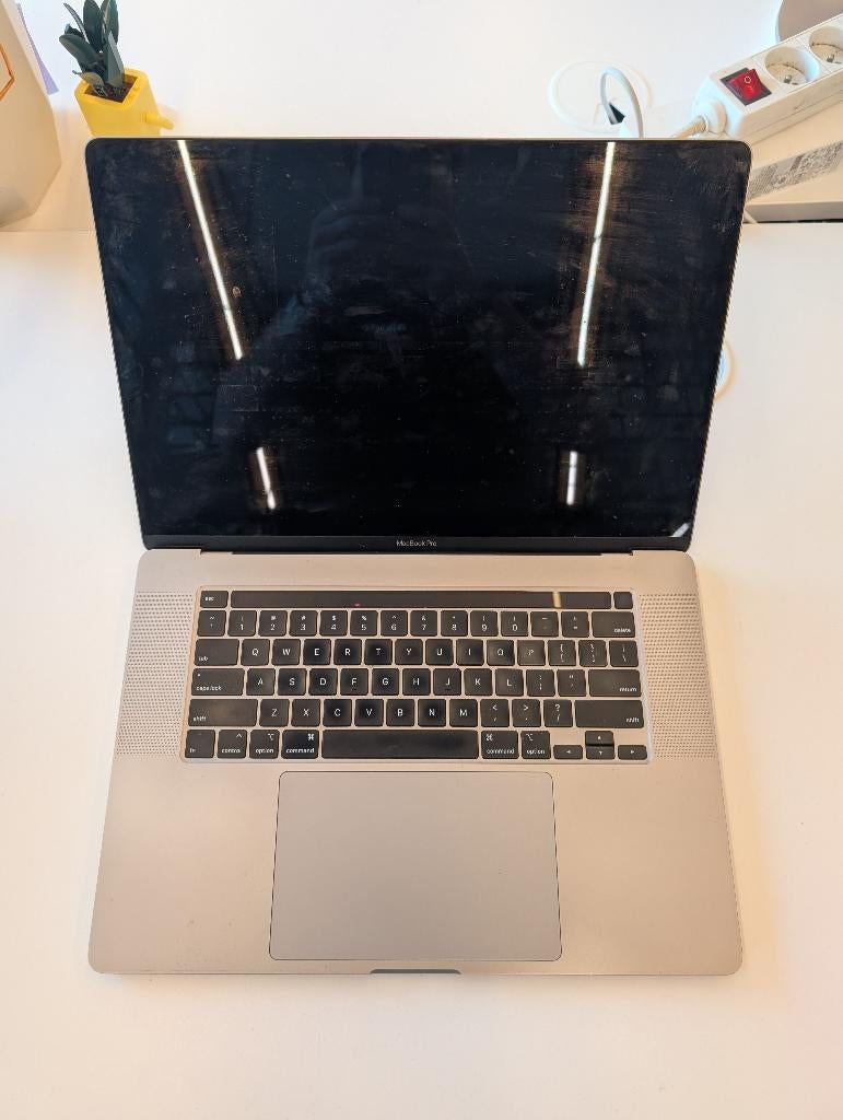 Krachtige MacBook Pro 16-inch (2019) – i9 / 32GB RAM, Computers en Software, Apple Macbooks, 1 TB of meer, Gebruikt, 2 tot 3 Ghz