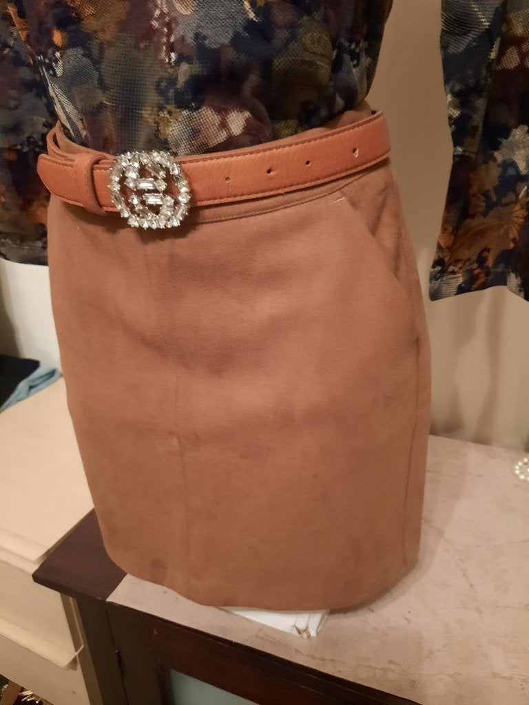 Beige rokje in daim/suède XS, Vêtements | Femmes, Enlèvement ou Envoi, Vero Moda, Comme neuf, Taille 34 (XS) ou plus petite