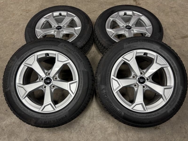 17 inch originele velgen + winterbanden Audi Q3 83A0714978Z8, Pneus et Jantes, -, 17 pouces, Utilisé