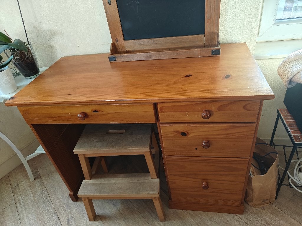 GRATUIT bureau en pin, Enlèvement