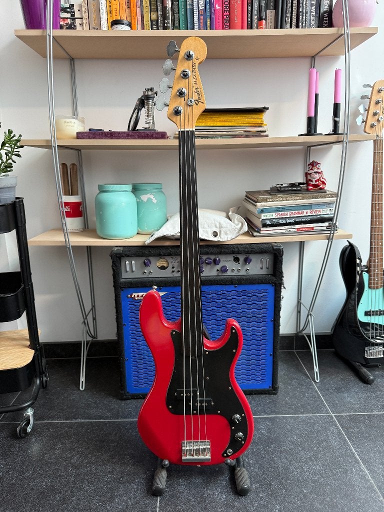 Fender Jazz/Precision fretless, Muziek en Instrumenten, Snaarinstrumenten | Gitaren | Bas, Ophalen, Gebruikt, Elektrisch, Fretloos