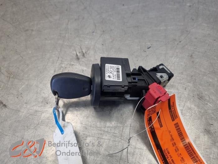 Serrure de contact + clé d'un Nissan NV300, -, 3 mois de garantie, Utilisé, -