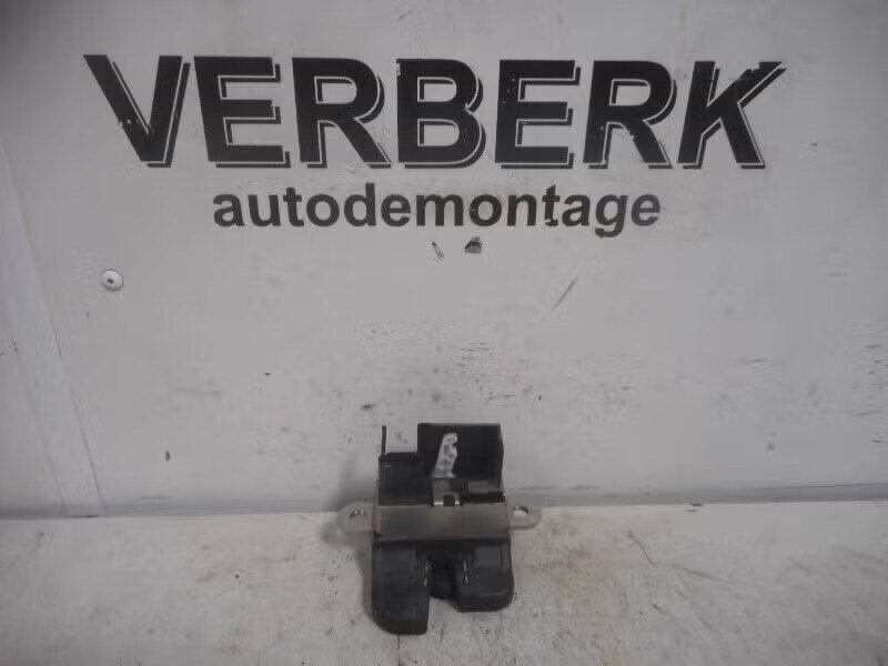 SLOTVANGER ACHTERKLEP Volkswagen Up! (121) (1s0827505b), Auto-onderdelen, Gebruikt, Berliner Ring 2 38440 Wolfsburg, DE, Volkswagen