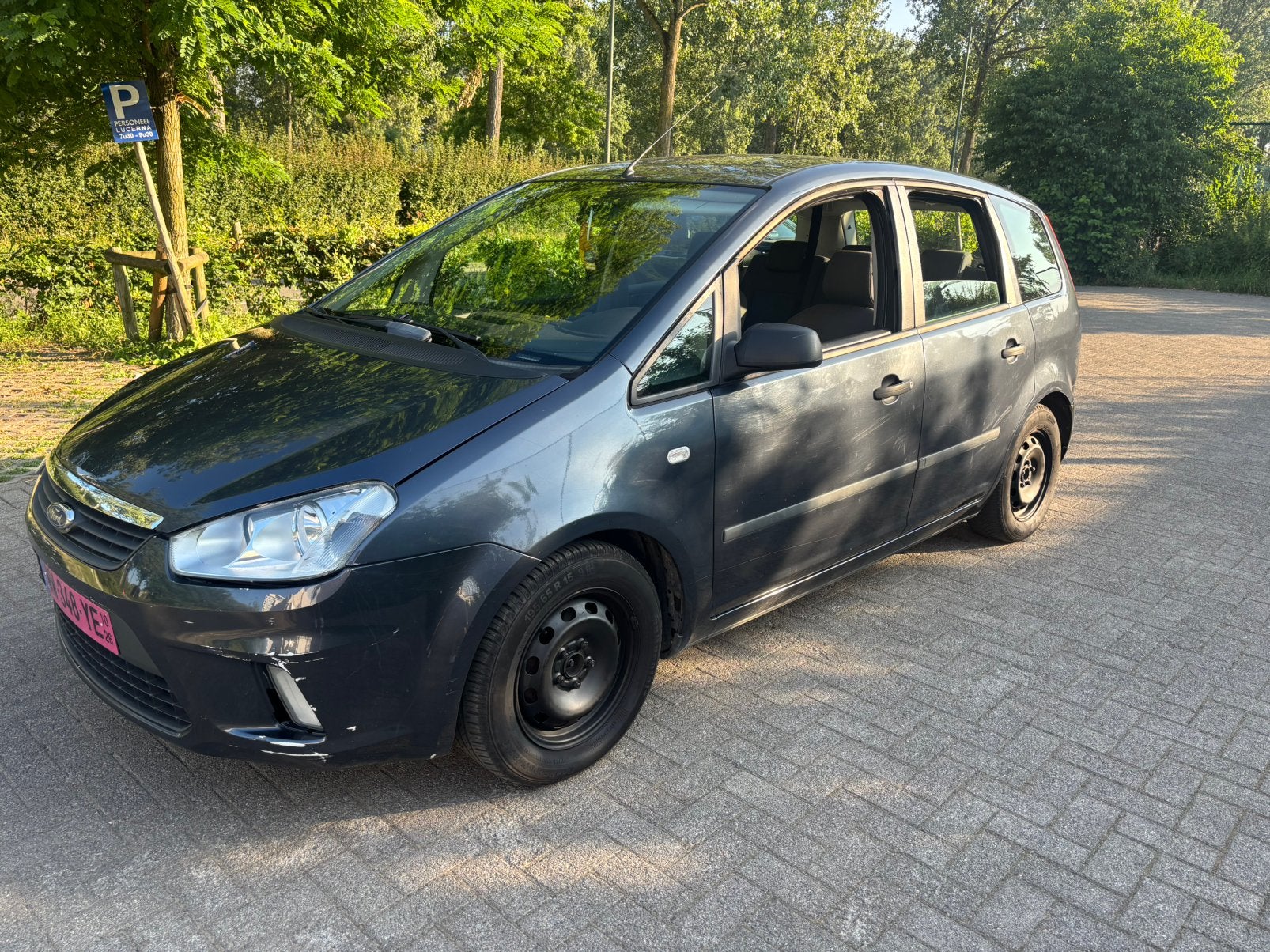 Ford c-max essence plaque d’immatriculation valable 4mois, Autos, Ford, Achat, Autre, Air conditionné, Particulier