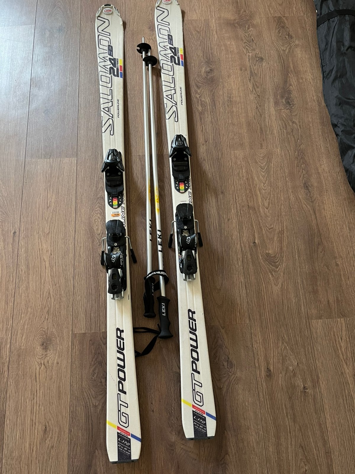 Ski’s salomon, Sports & Fitness, Ski & Ski de fond, Enlèvement, Bâtons, Ski, Salomon