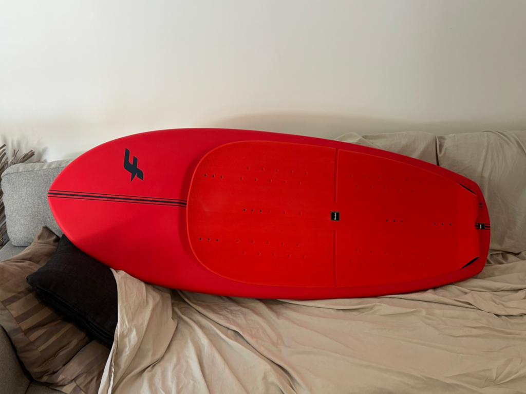 Wing foil Fone Rocket 2023 42L 4.8 New !!!, Watersport en Boten, Ophalen of Verzenden, Zo goed als nieuw