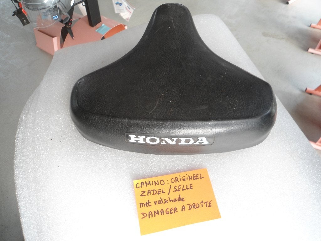 Honda Camino : siège d'origine à réparer, Enlèvement, Utilisé, Selle, Honda Camino