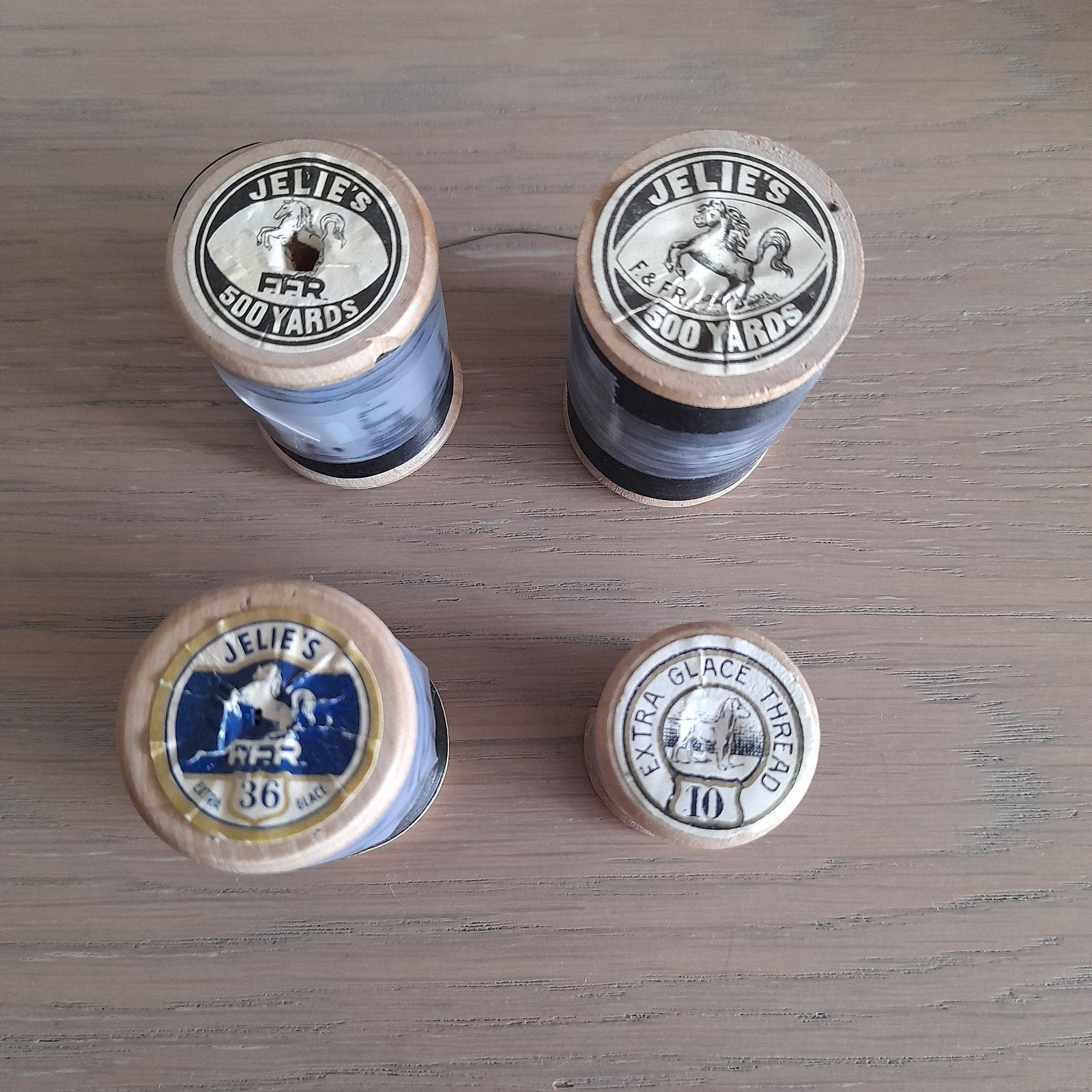 3  bobijntjes naaigaren F.F.R. Jelies's.  ( lot)., Ophalen