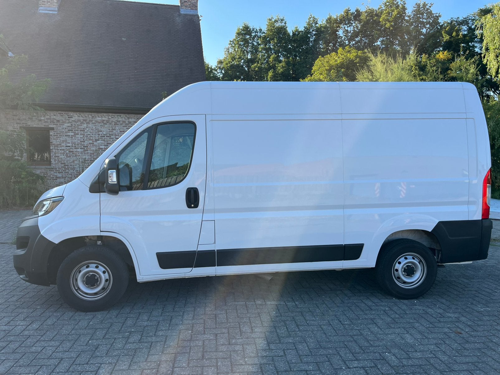 Fiat ducato l2h2 140 pk 2023, Auto's, Particulier, Dealer onderhouden, Start-stop-systeem, 2200 cc
