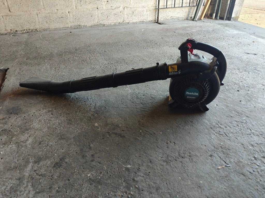 makita benzine bladblazer, Ophalen, Benzine, Handgedragen, Zo goed als nieuw