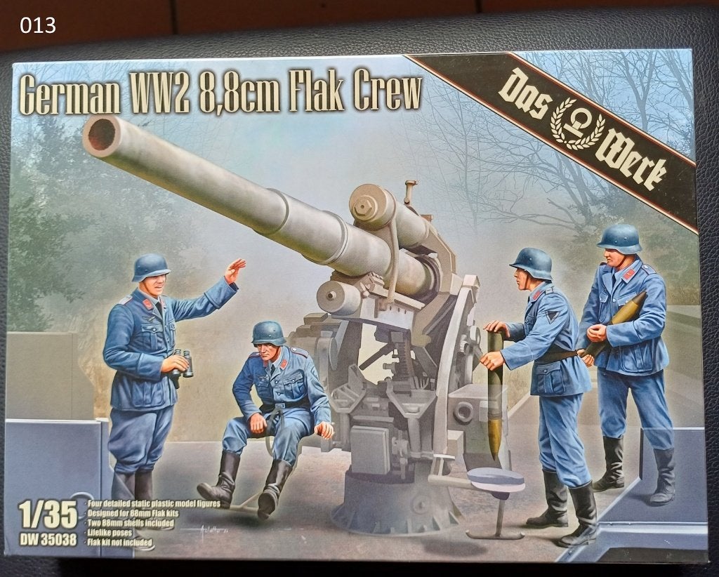 German WW2 8.8 cm Flak Crew   1/35 Das Werk, Enlèvement ou Envoi