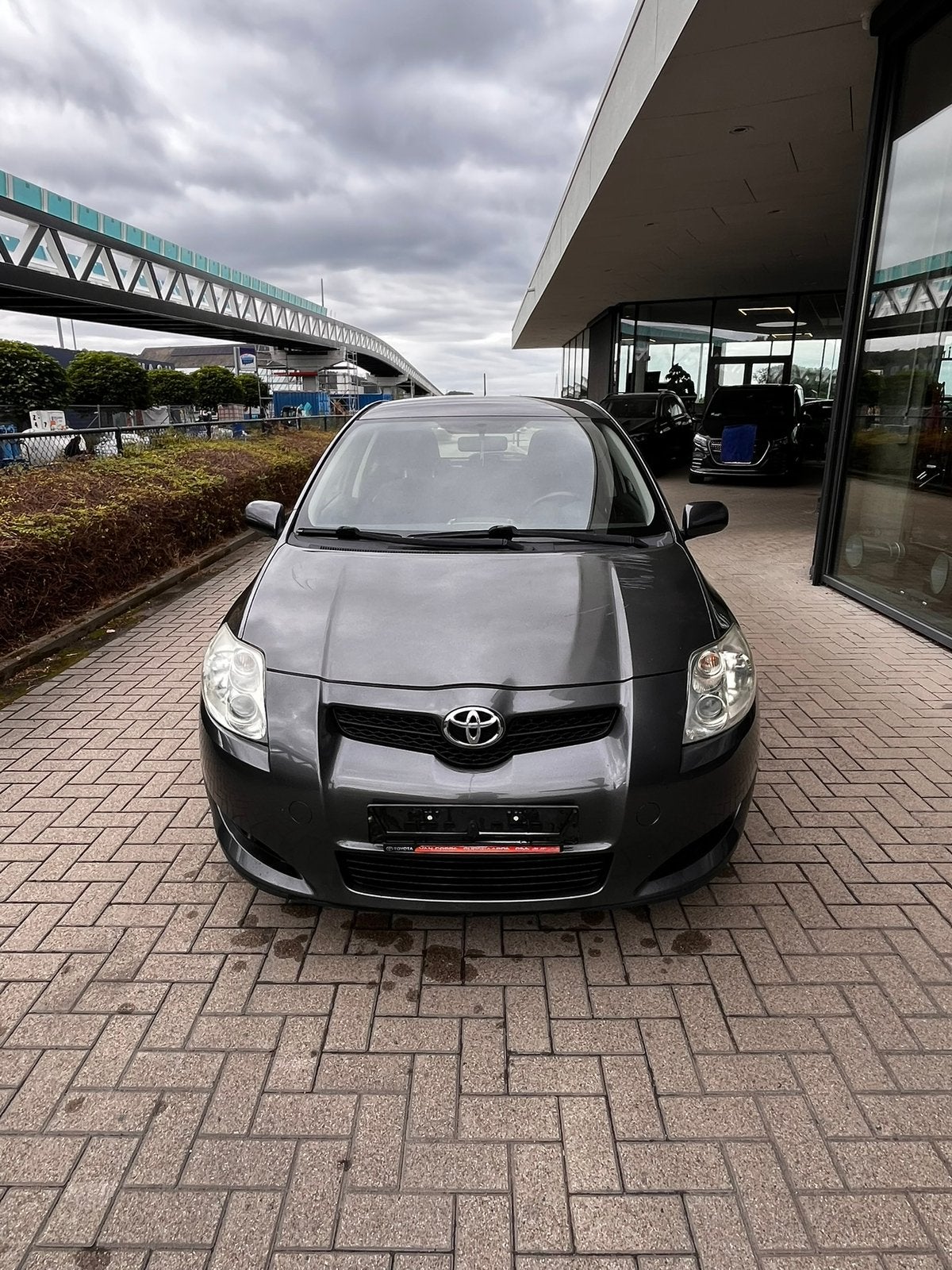 Toyota Auris 1.4d 2008 248 500 km, Autos, Achat, Alarme, Boîte manuelle, Noir