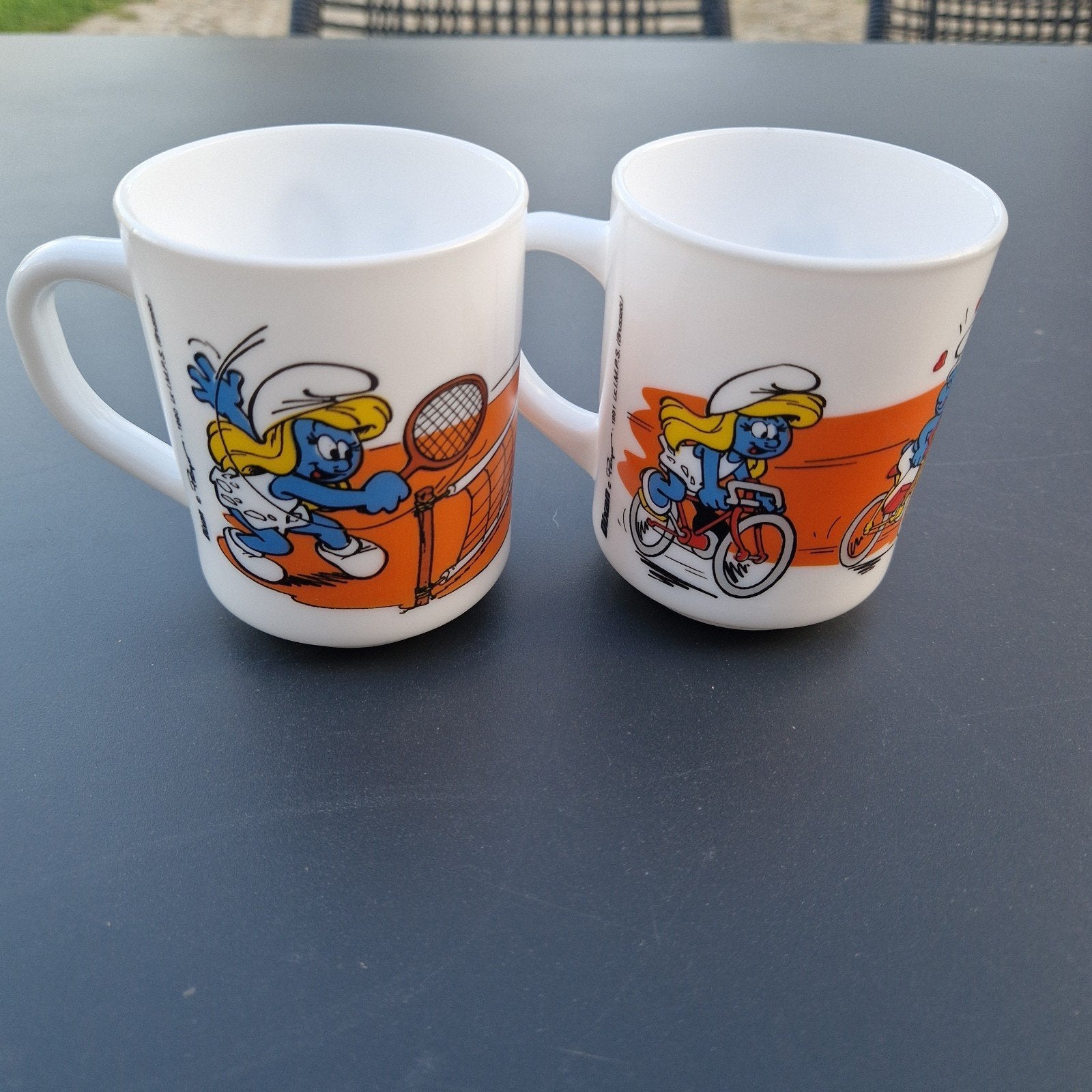 2 mugs schtroumpf, Enlèvement ou Envoi