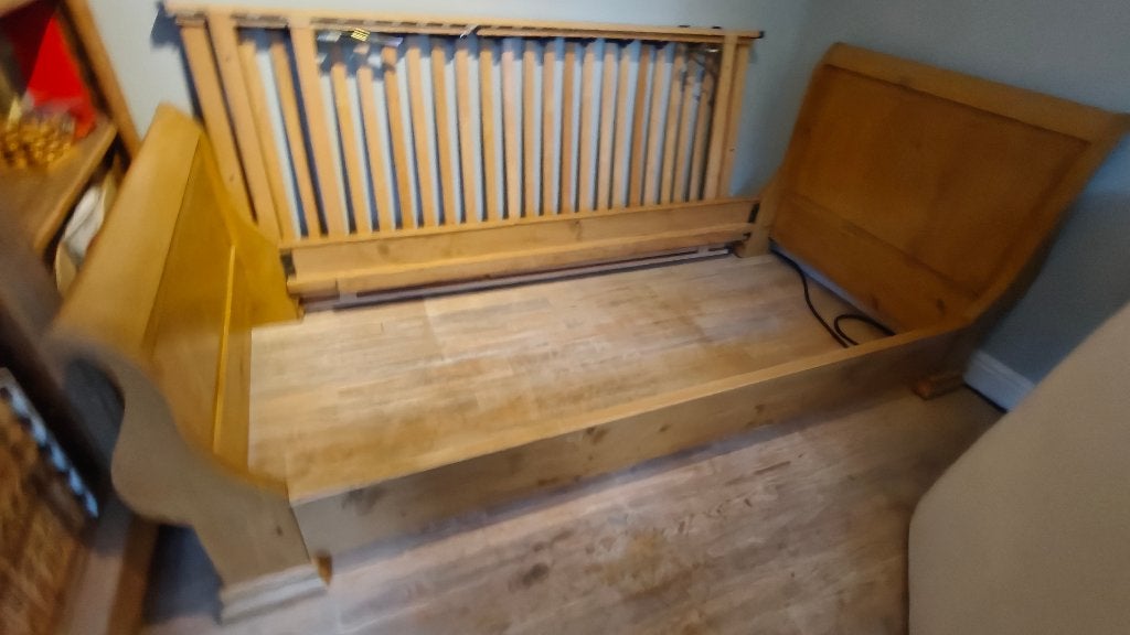 bed en ladekast in grenen retrostijl, Huis en Inrichting, Ophalen, Gebruikt, 90 cm, 200 cm