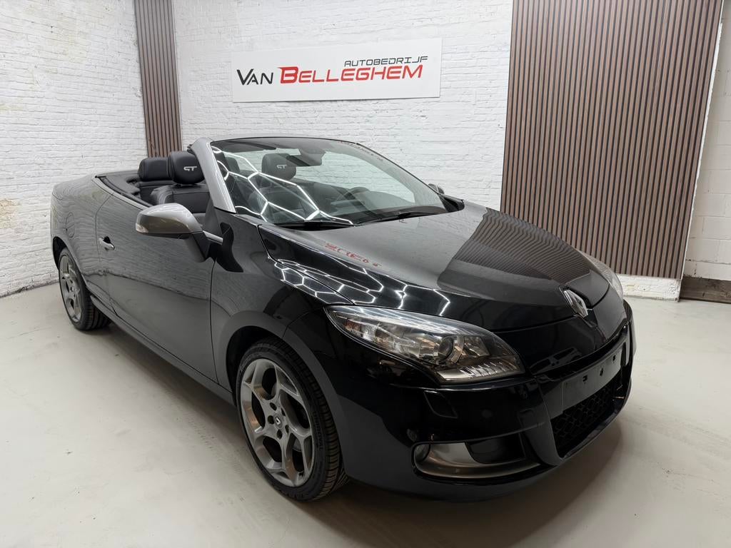 Renault megane GT cabrio 2.0dci 160pk full option 1st eign, Auto's, Renault, Voorwielaandrijving, Euro 5, Zwart, Cabriolet
